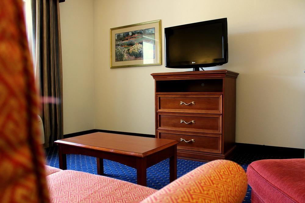 Hampton Inn & Suites Concord-Charlotte Exterior foto