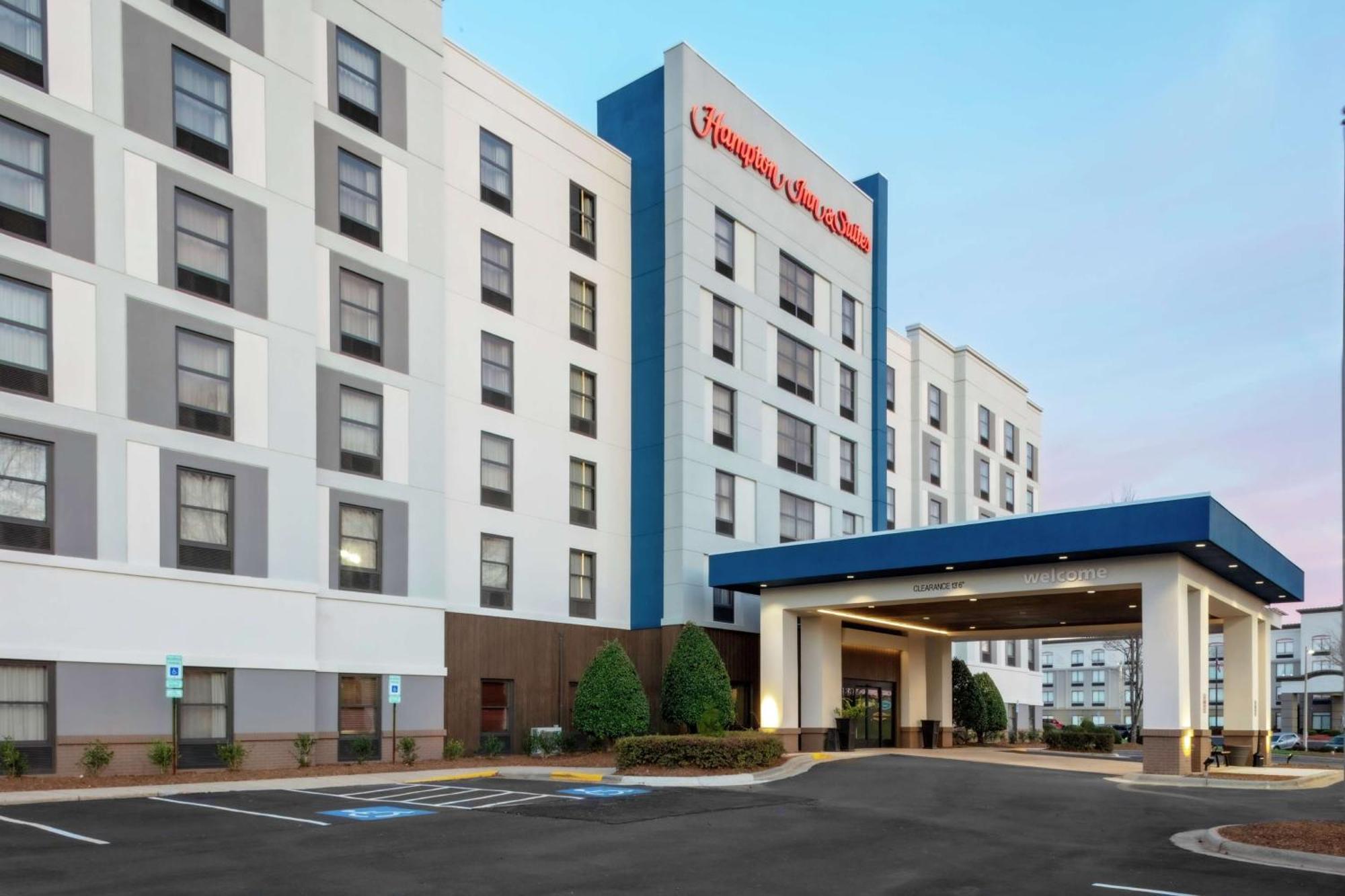 Hampton Inn & Suites Concord-Charlotte Exterior foto